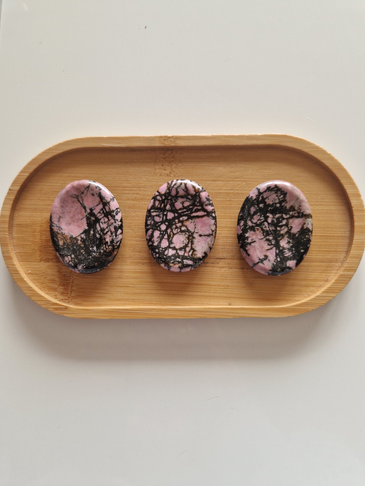 Galet Anti-stress Rhodonite