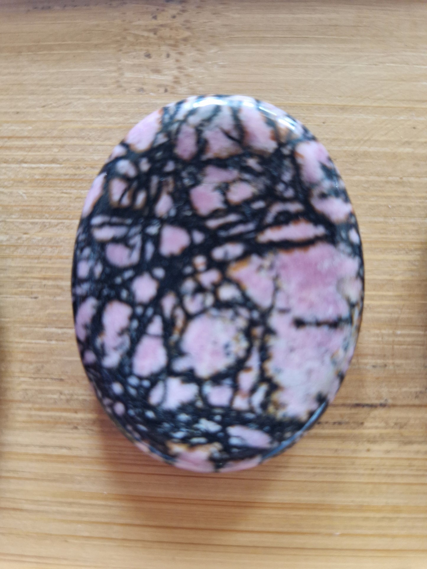 Galet Anti-stress Rhodonite